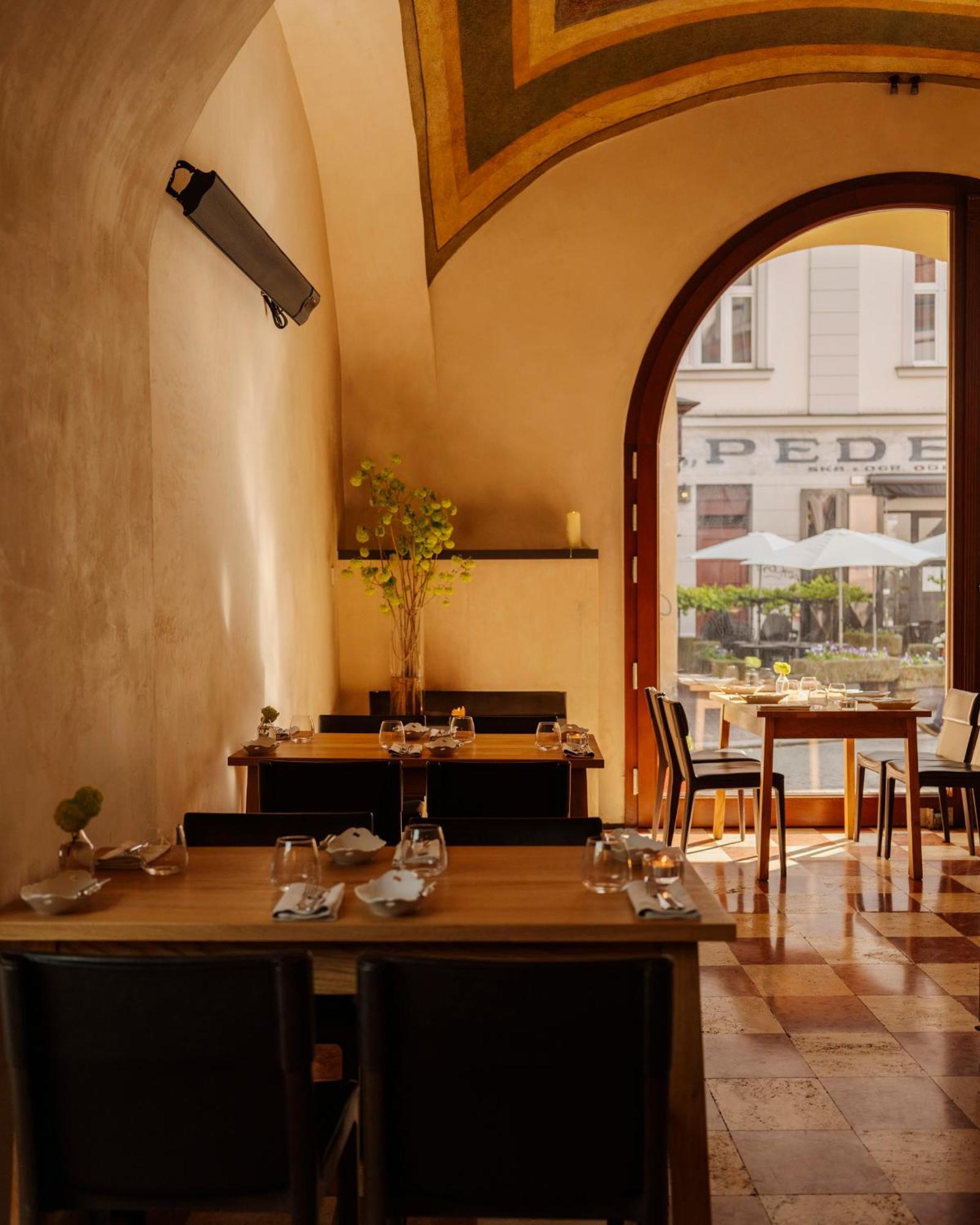 Pod Różą Hotel 5*